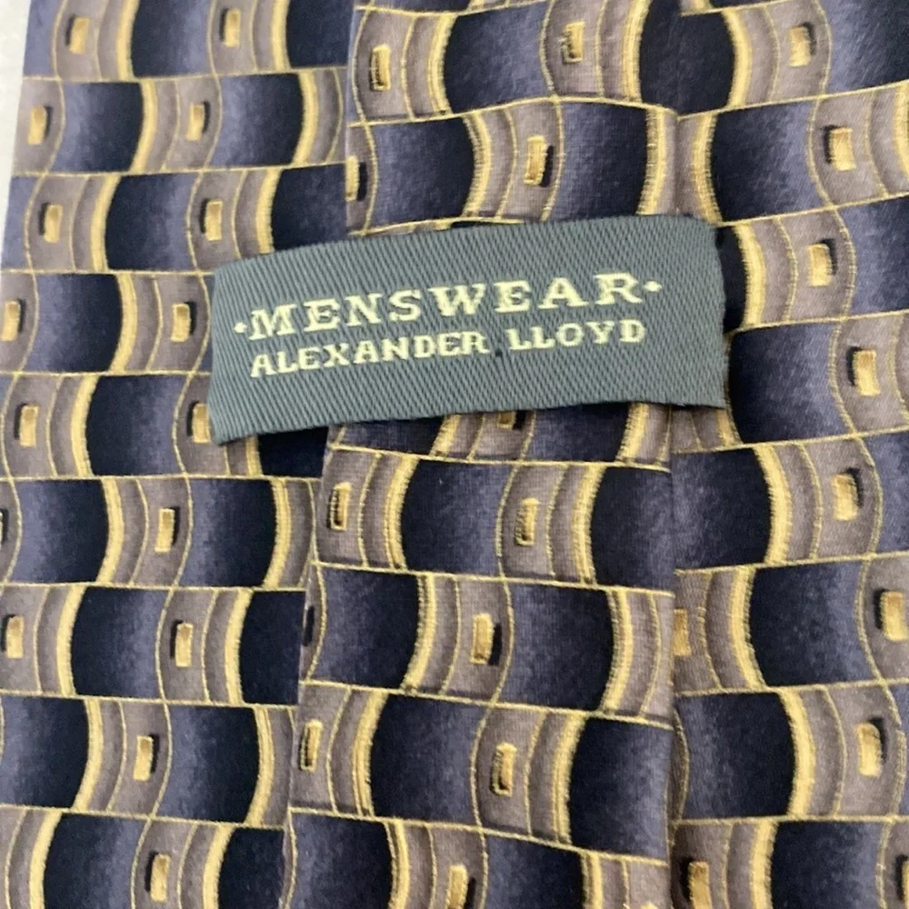 Silk Tie - Picture 3 of 5